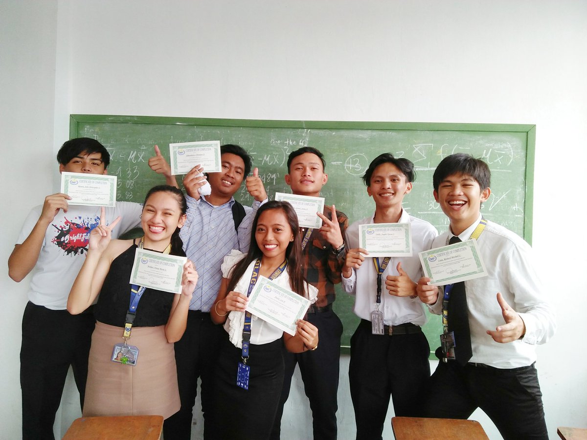 paleyaa's tweet image. "Nakatapos ng thesis na sa chat lang nag-gawa. 😂"
#teamBASIC
THESIS APPROVED!! 💯😊