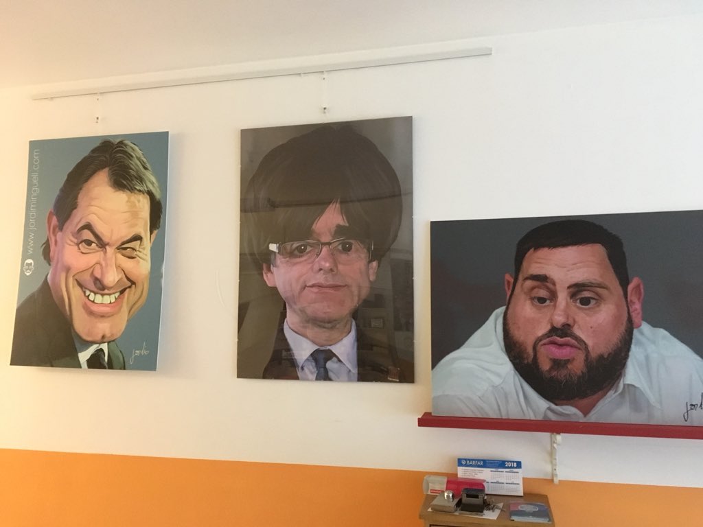 emmapumarola's tweet image. Ja heu passat a veure l’exposició #politicircus de @JordioMinguell, a #eltallerdelbarri ? 

Podeu fer-ho de dimecres a divendres. C/Canonge Dorca, 20 (#girona). No sigueu tímids! 😊 

 #jordio #caricaturesde