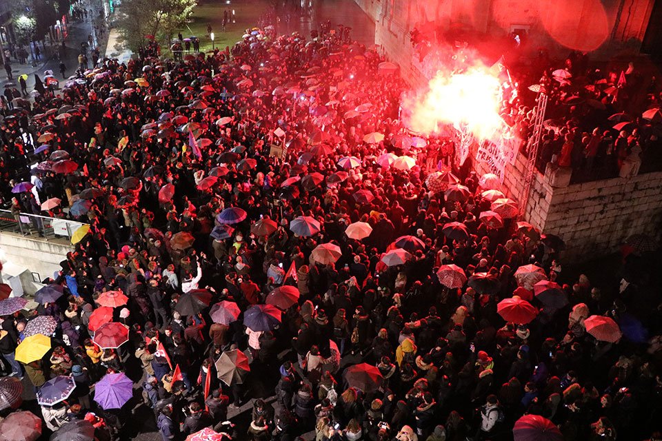mldv19's tweet photo. A esto se le llama vestirse de gala. Enorme, Valladolid 💜
UNIÓN, ACCIÓN, AUTOGESTIÓN✊🏻♀️💜
#8deMarzoHuelgaFeminista #8M https://t.co/V1HFetkZe5