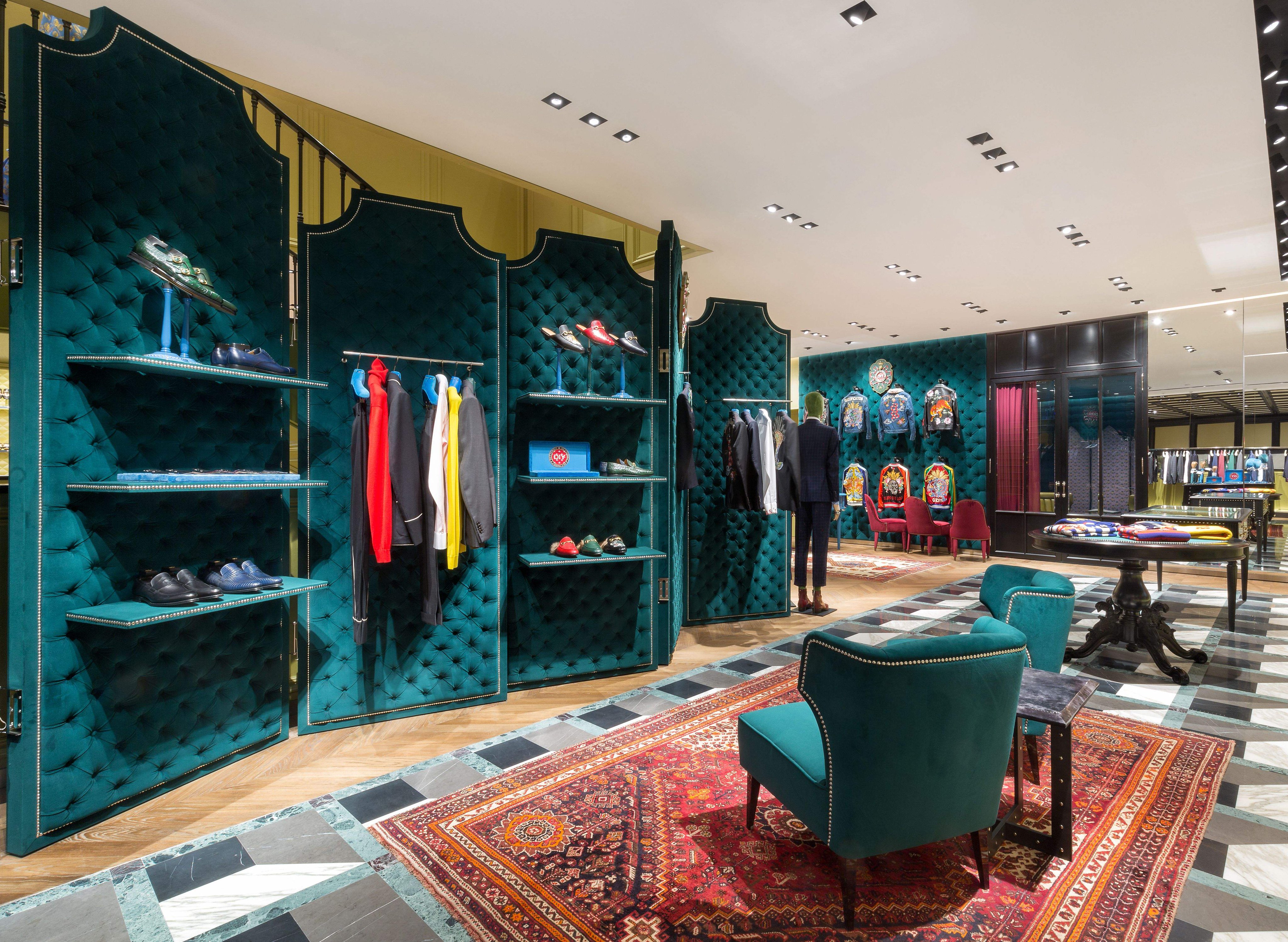 boutique gucci store interior