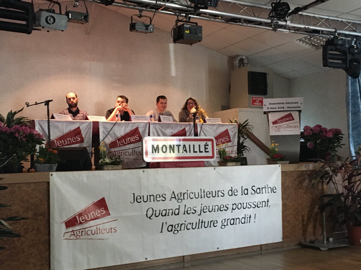 JASarthe's tweet photo. Début de l’assemblée générale Jeunes Agriculteurs Sarthe à Montaillé. L’occasion pour notre réseau départemental de se rassembler https://t.co/s9cXfpk4BH