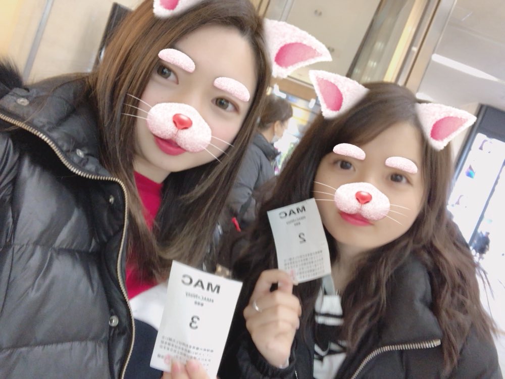 jwRaaaS's tweet photo. March.9💄
今日開店1時間前から並んで整理番号2.3番get❤️
欲しい色買えたしよかった👀
昼からは難波に行って、ゆりとみずほちゃんと会って謎メンのプリクラ🤤
夕方はネイル行ってきた💅💞
今日は1日楽しかった🌟

#Nissy#MAC#💄 https://t.co/tvAqrBEAHS