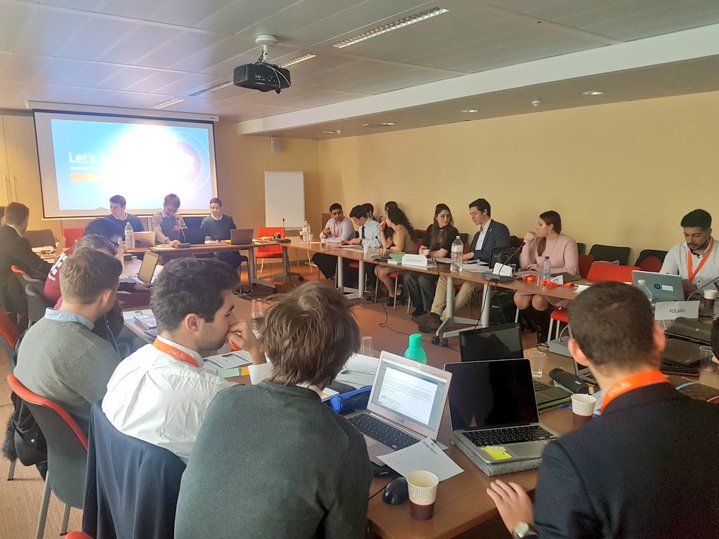 cnje's tweet photo. Time to discuss about the @JADEnetwork Strategy for 2019 ! 
#JSC18 #WeAreJE #togetherwegrow https://t.co/oyzDd4T1zg
