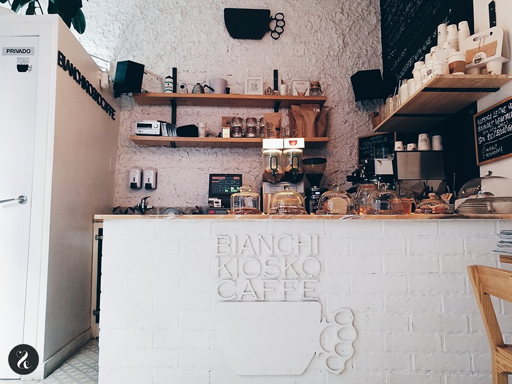 🔟 cafeterías de #Madrid donde poder disfrutar de un buen #café ☕️ bit.ly/2HgMB0D Vía: <a href="/eatandlovemad/">eat&love Madrid</a>