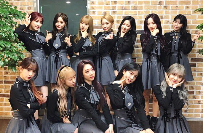 WJSN_Cosmic's tweet photo. [#WJSN]
180309 #뮤직뱅크
#우주소녀 #꿈꾸는마음으로 💖
#오늘의우주복👭 https://t.co/oablYHijdy