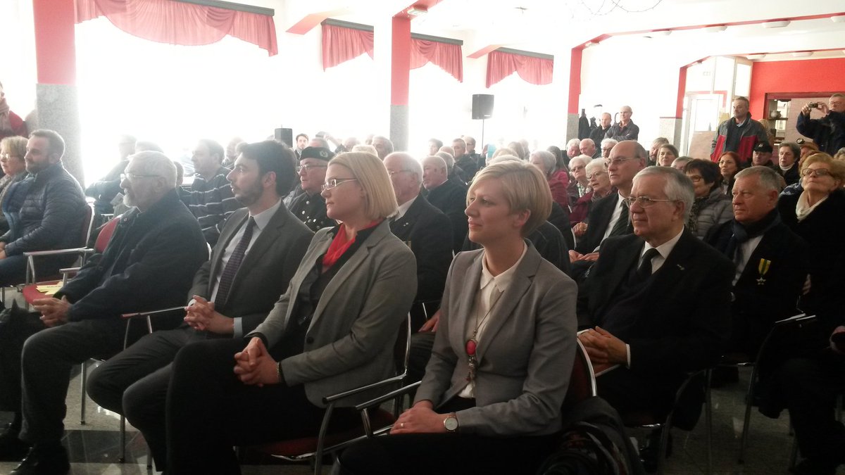 ItalyinFiume's tweet image. 🔔È iniziata la Commemorazione della Strage di #Arsia, un minuto di silenzio per le vittime della tragedia del1940.