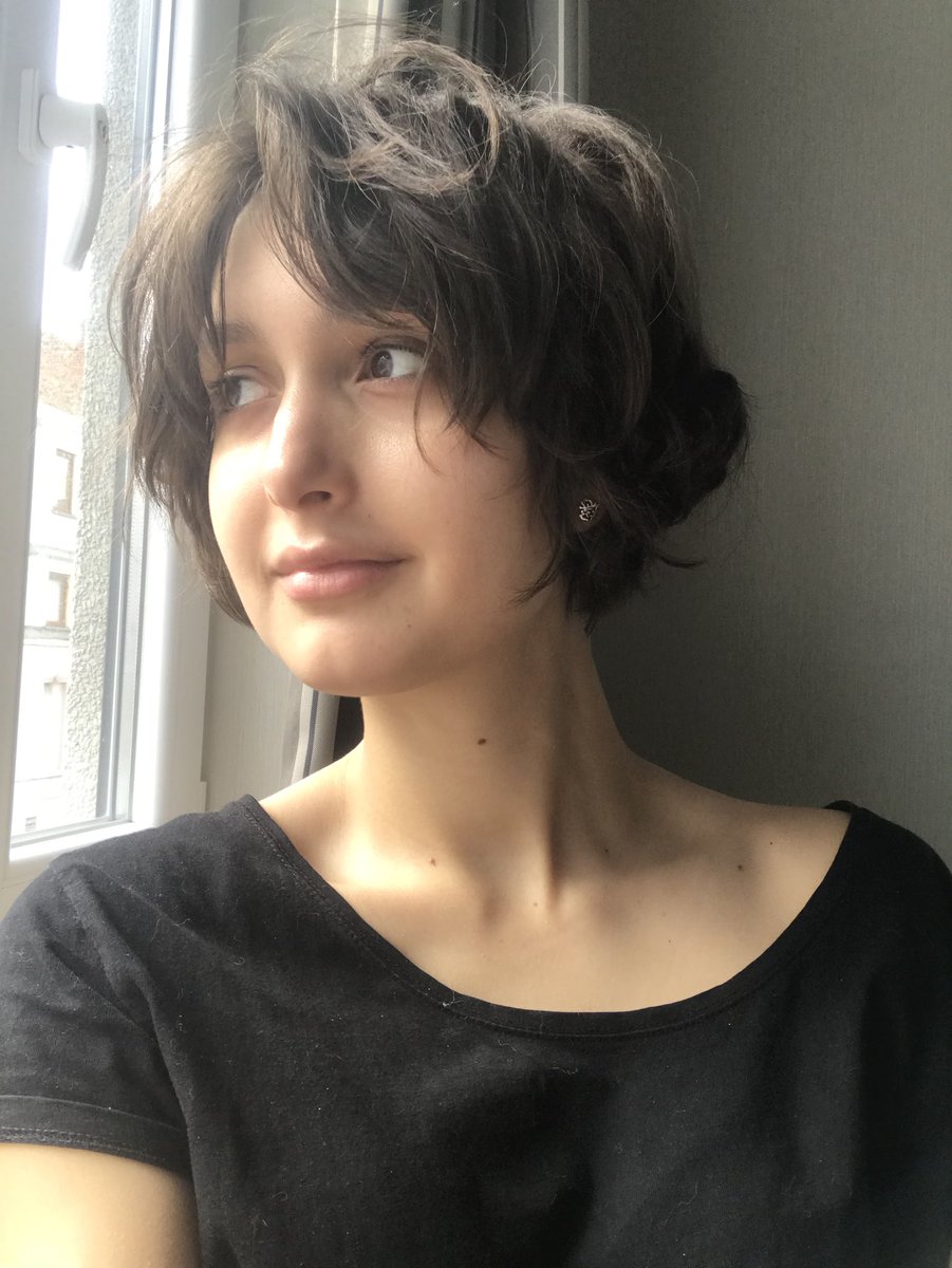 KameliyaAfshari's tweet photo. Last day of holidays... #nomakeup #nofilter #morning #portrait #naturalportrait #face #naturalface #sansmaquillage #matin #belgium #ostende #melancholia #melancolie #singer #actress #singerslife #actorslife #headshot #halffrenchhalfpersian #portraitphotography #model #picoftheday https://t.co/S5G7UjcIiv