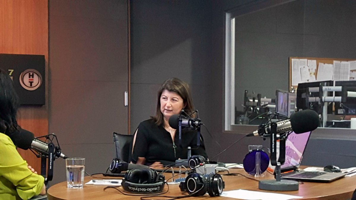 İletişim Danışmanlığını yürüttüğümüz ofis mobilyası sektörünün öncü markalarından <a href="/burotime/">Bürotime</a> 'ın Pazarlama Müdürü Nuran Efendioğlu,  <a href="/BloombergHT/">Bloomberg HT</a> radyosunda Sayın Aslı Şafak’ın bugünkü konuğuydu. Programda kadın istihdamı ve yeni nesil ofisler konuşuldu.