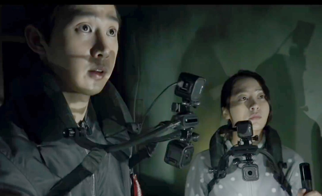 SELDI_POV's tweet photo. Gonjiam: Haunted Asylum is coming out on March 28th! The SELDI was use throughout the movie. We'll have more details about how the SELDI was used during filming. But for now, here's a screen shot from the movie. https://t.co/fvlnQLtZNb