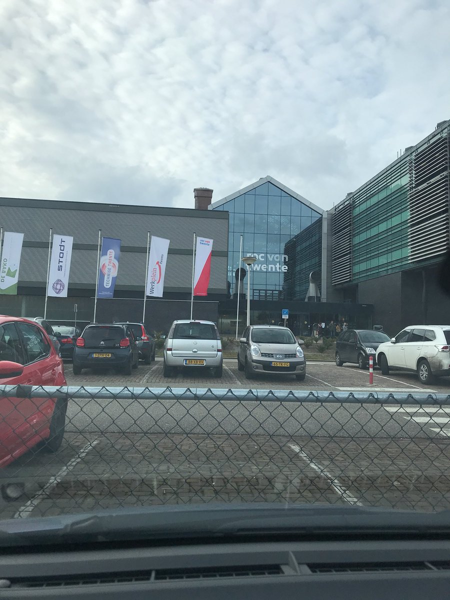 Wat een fijne matches op de Slingerbeurs! Nu tevreden terug naar het erf. #blijmee #SBH18