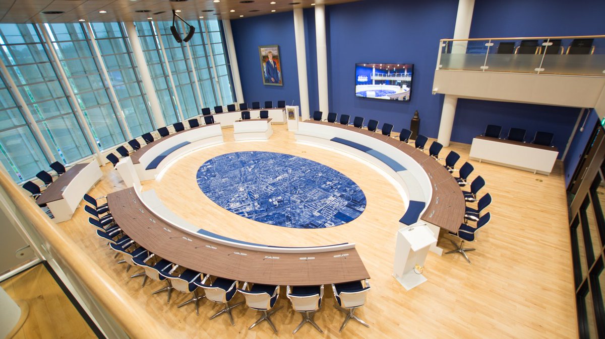 VeloA's tweet photo. Als je de krant leest komen vooral de onderwerpen naar voren die inwoners aanspreken. Toch is de corebusiness van de gemeenteraad het behandelen van onderwerpen die nooit de lokale krant zullen halen. 
https://t.co/hyQfrWZqjc https://t.co/fCJ894SCqj