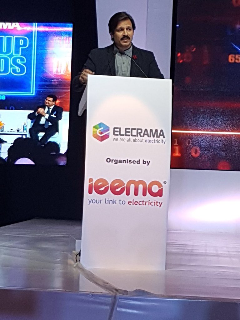 IMPPowersLTD's tweet photo. Even after being from
 the glamorous industry, @vivekoberoi has always showed a special interest in the Startups. He is an Investor. He has always been a keen promoter of Startups &amp; MSME
#ElecramaStartupAwards https://t.co/keoflhp4tl