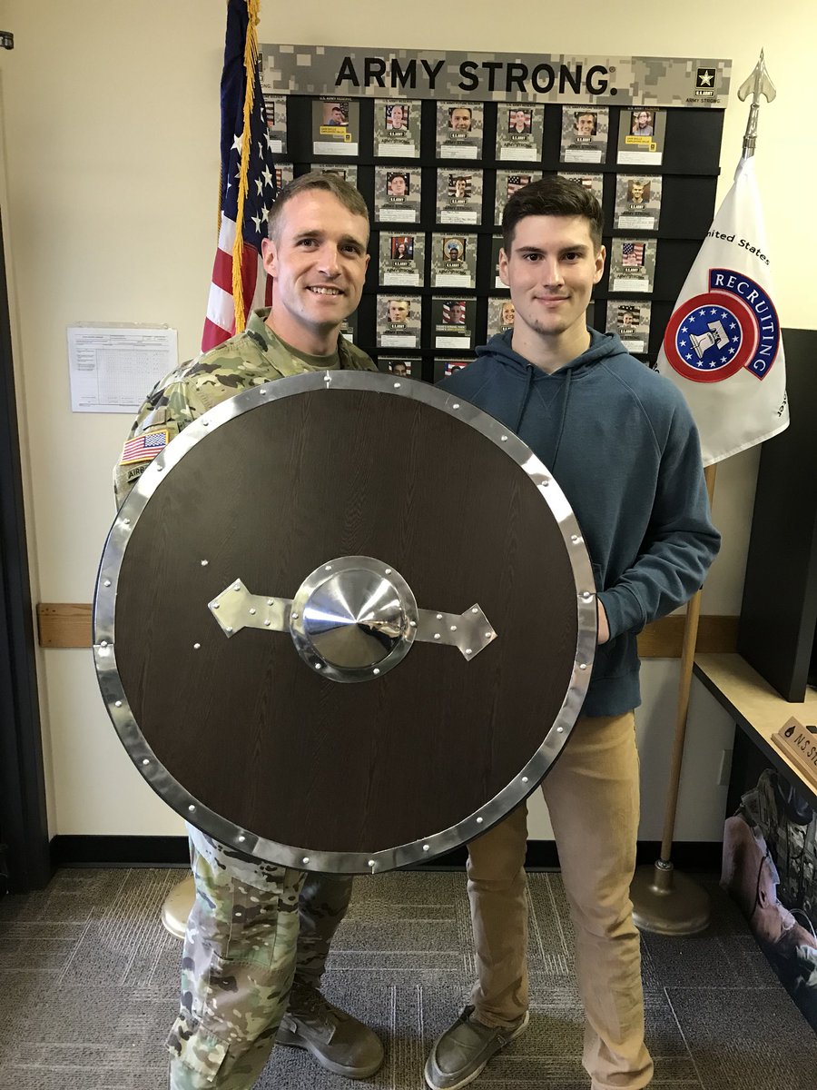 SsgLudwig's tweet photo. The sheild is not leaving the Fargo Station anytime soon! @CSM_Porter @Rough_Rider7 #fargoarmy #nodak #armystrong #airborne #NDSU #winning #boldnorth #crewcheif #blackhawk #fluffy #NationalGuard #whosnext #TGIF #amazing #SKOL https://t.co/m3197no2a5