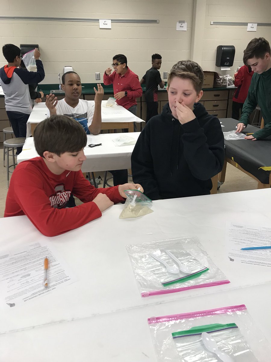 McGheeTeach's tweet image. I scream! You scream! We all scream for ice cream! #phasechanges #thermalenergy #theDublinDifference @RedickTeach @DMSIrish