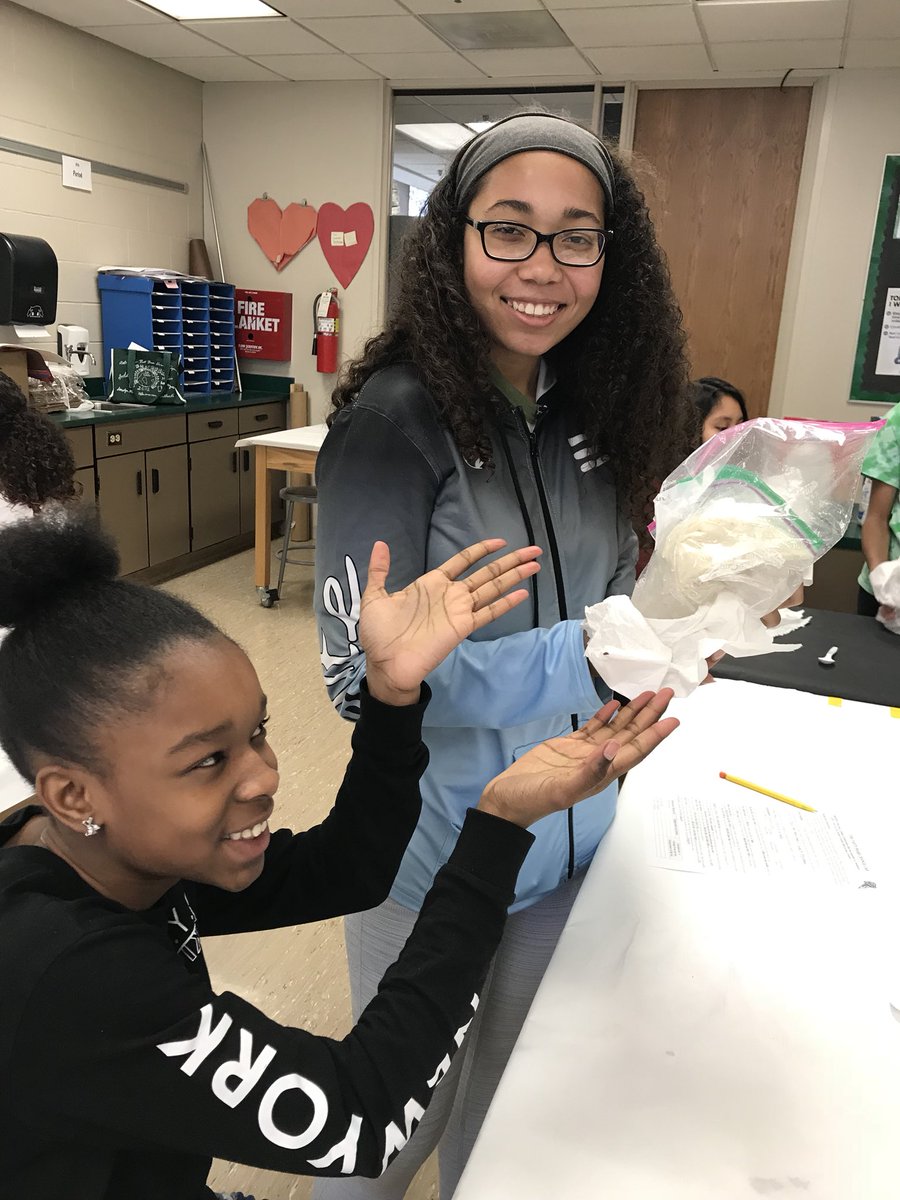 McGheeTeach's tweet image. I scream! You scream! We all scream for ice cream! #phasechanges #thermalenergy #theDublinDifference @RedickTeach @DMSIrish