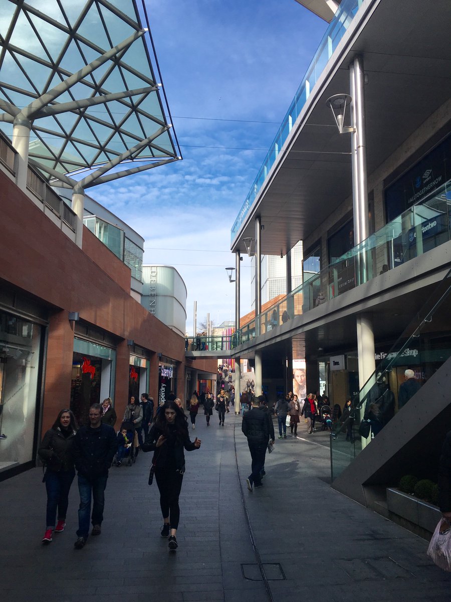 bbsgeography's tweet photo. The Year 11 have been working hard in the centre of Liverpool, in preparation, for the Human Geography part of Paper 3 of their GCSE examinations! 😀🇬🇧🏙 #Liverpool #Geography #Fieldwork #CityStudy #HumanGeography #Paper3 https://t.co/rg9Yik7Kay