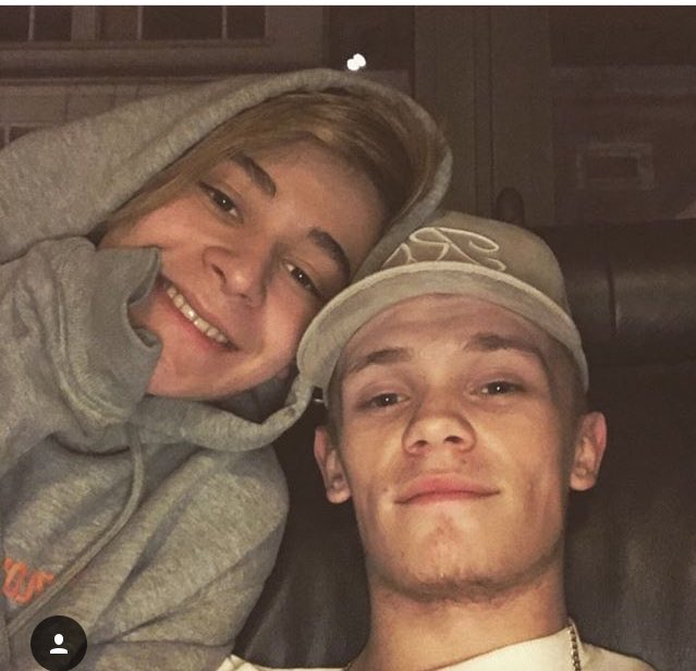 CichaAngelika's tweet photo. my idols❤️😩@BarsAndMelody https://t.co/4WFvNixlf6