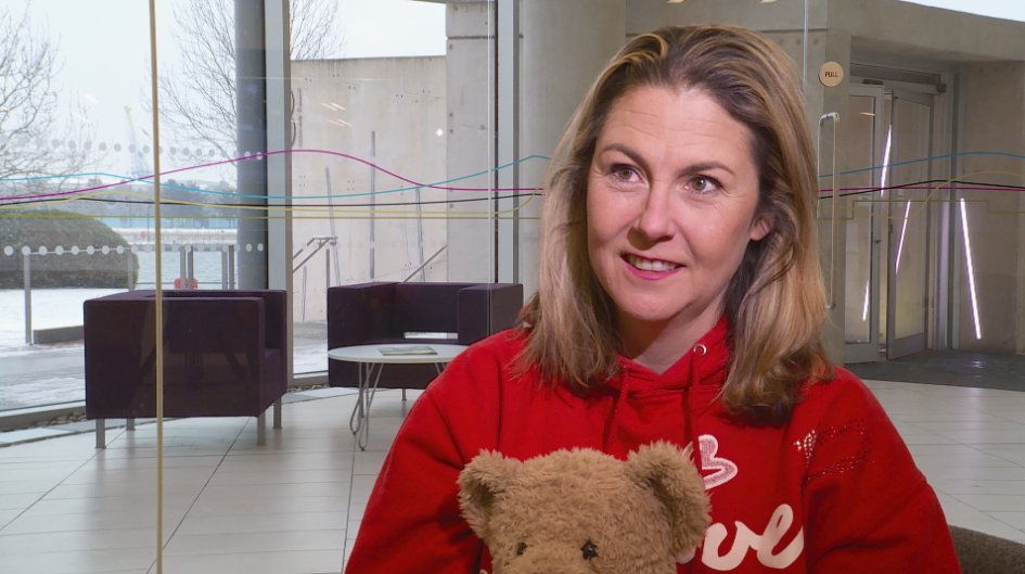 Hear from <a href="/spanna_bates/">Anna-louise Bates</a> about the Fraser Bear animation, designed to promote awareness of organ donation #FABGiftOfLife

Report from tonight's Wales at Six: itv.com/news/wales/201…
