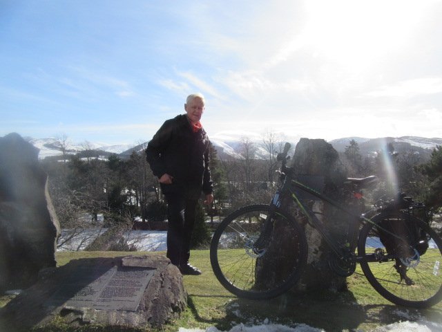 K0121Peter's tweet photo. Back at the hotel after a lovely cycle round Peebles this afternoon just before the SHARE conference began😀. @peebleshydro #shareconference https://t.co/NR9TpyOF5O