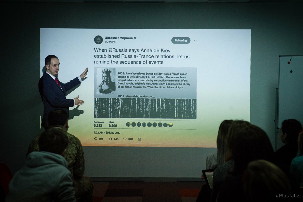 plast's tweet photo. Cofounder of official @Ukraine account @yarko shared some insights about digital diplomacy. #PlasTalks: Skills of future β2.
Photo: @artemiozi https://t.co/e9B0EXhe3a