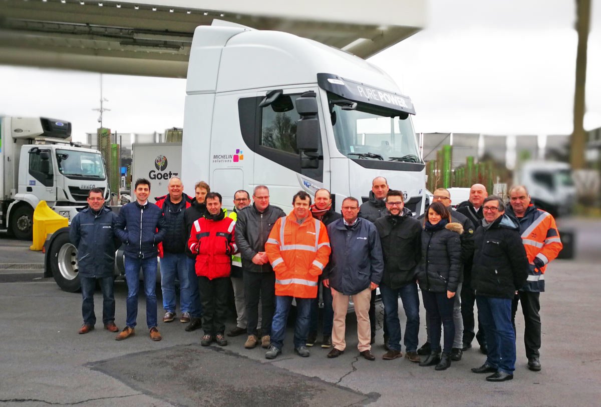 AFTRAL (@aftral) on Twitter photo Photo souvenir de la #formation organisée chez <a href="/IvecoFrance/">IVECO France</a> pour nos 11 formateurs experts en véhicules gaz. Les nouveaux camions intègrent notamment de l’informatique embarquée « Michelin Solutions » ! 🚛👍 Photo souvenir de la #formation organisée chez <a href="/IvecoFrance/">IVECO France</a> pour nos 11 formateurs experts en véhicules gaz. Les nouveaux camions intègrent notamment de l’informatique embarquée « Michelin Solutions » ! 🚛👍