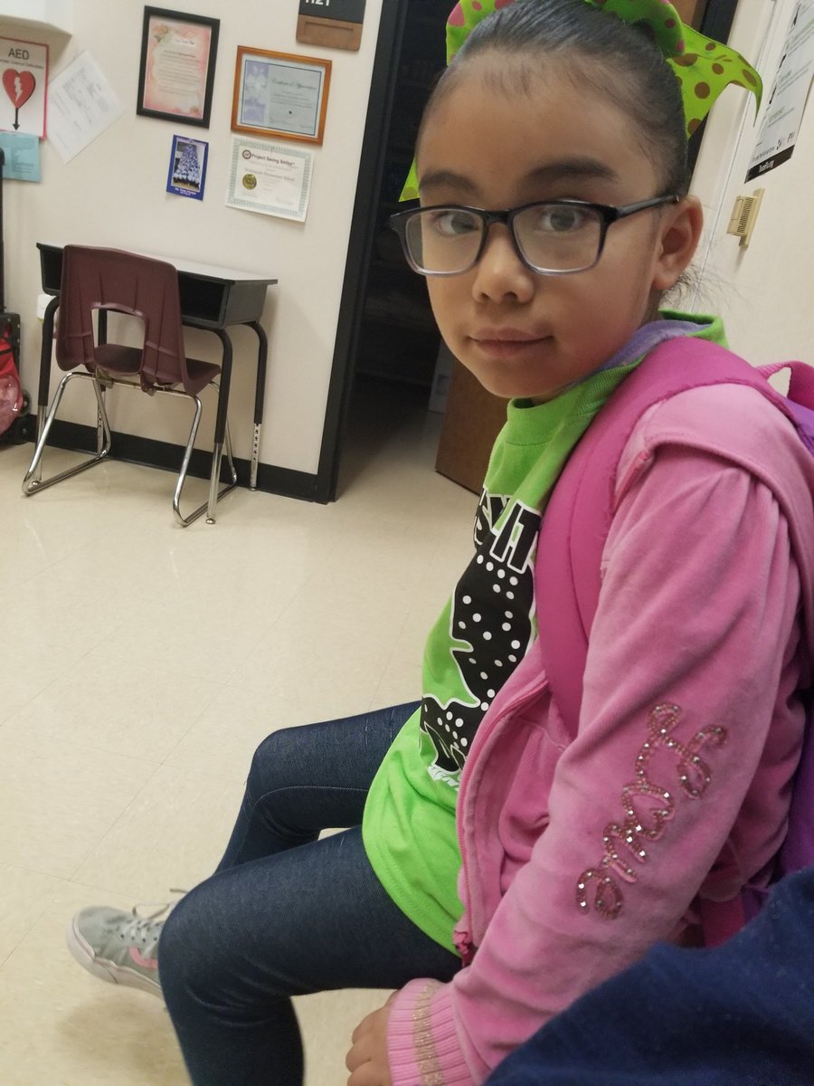 qiqa85's tweet photo. Mi princesa llena de dulzura, mi muñeca vestida de ternura 😍 #FieldDay #ivanichi @HolmquistES @MrTclass1 https://t.co/6Nde3NkEHO