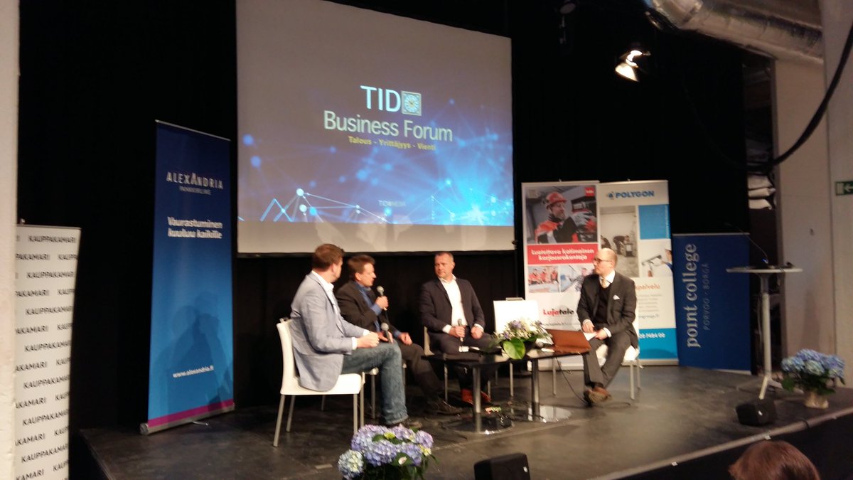 tidmedia_fi's tweet photo. #Porvoo2030 @JenniJuuvinmaa Milloin saamme Ruotsin kiinni tässäkin asiassa #kiertotalous? #tidforum https://t.co/1AY4EcppdF