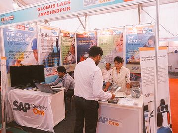 anil_marali's tweet photo. @globus_labs @SAPBusinessOne @NitinParanjape @Erwan_philippe @Sku890 @MFahadHafeez @fzaidi_78 @rohithasri @satishkumarm @Nikita_g026 @vishalnairm Industrial &amp; Engineering Expo #INDEXPO at Jamshedpur is kickstarted✨ @globus_labs team members are creating #SAPBusinessOne for #SMEs buzz. #SAP #ERP #innovation https://t.co/BWhPcgLRw4