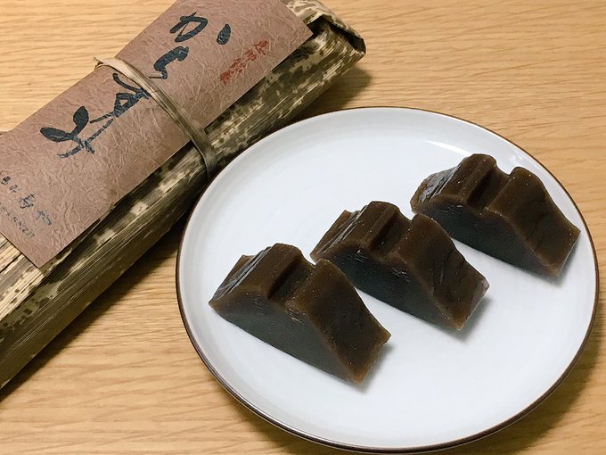 岐阜県の郷土菓子 からすみ の黒糖感もっちり感がたまらない