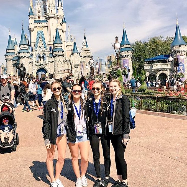 brookepound's tweet photo. Happy birthday to the older sister I never had 🤩❤️🤪 @haleybordin !!! Love u!!!! https://t.co/T1cEdEMUEZ