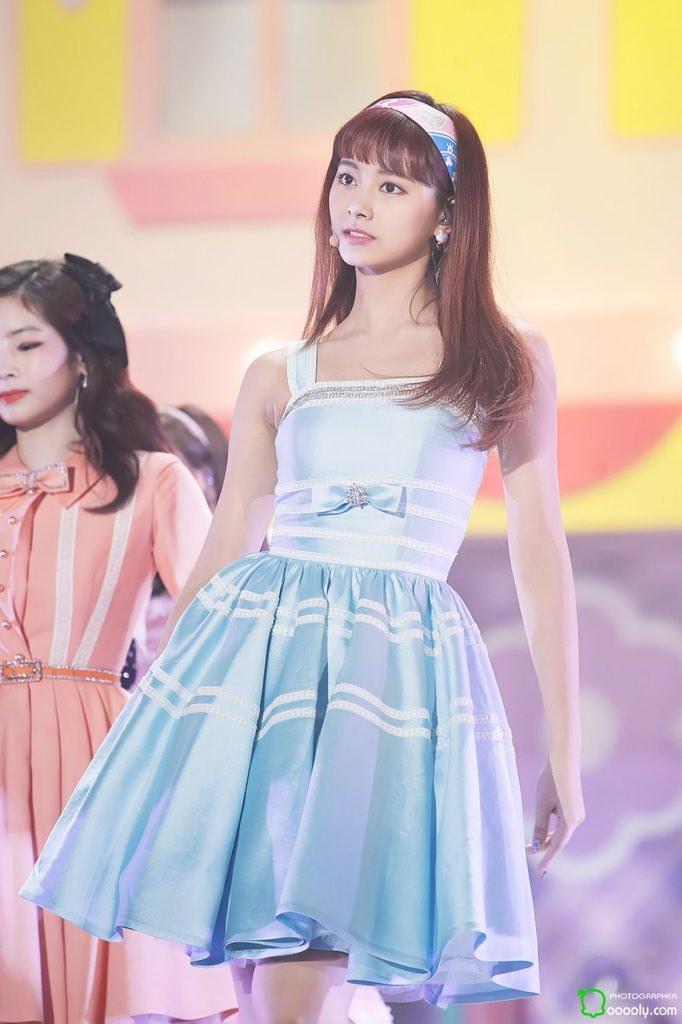 세 이 카 在 Twitter 上 Googleから拾いました こんな感じのtheドレスの衣装着てるtwiceの写真どなか持っていませんか ドレス着てる美人さん見るのが好きなんです 笑 Twice好きな人スルー禁止 拡散希望 T Co R0lsho7fpa Twitter