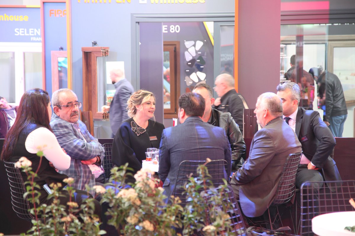 FiratPlastik's tweet image. Pencere Fuarında son 2 gün. Fuarın en çok ziyaretçi çeken standında sizleri yeni ürünlerimizle tanıştırmak için 8. salonda sizleri bekliyoruz.
#Tüyap #PencereFuarı #İstanbul #Türkiye