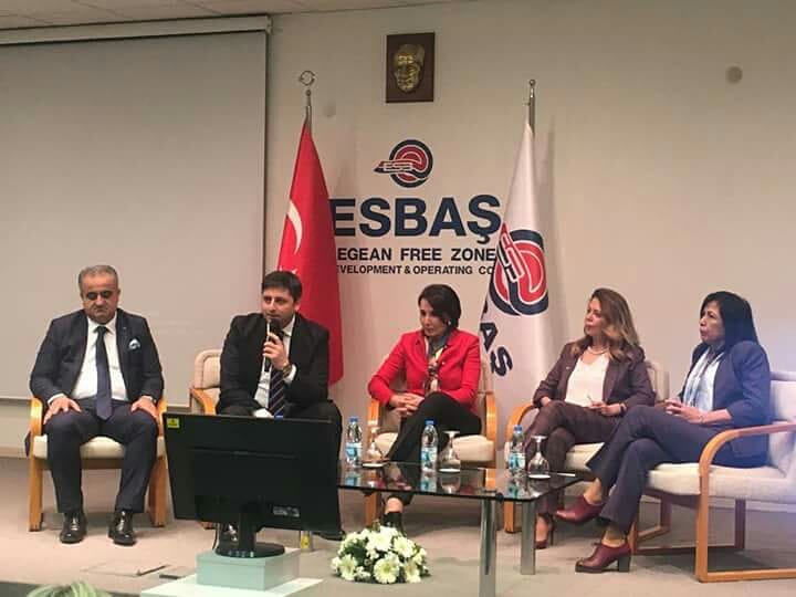 aksa_sakarya's tweet photo. ESBAŞ Mükemmellik Zirvesinde KalDer yönetim kurulu başkanı Buket Eminoğlu Pilavcı moderatörlüğünde 2017 yılında aldığımız EFQM Türkiye Mükemmellik Ödülü yolunda tecrübelerimizi paylaşıyoruz.
#agdaş #agdasadapazari #kalder #esbas #MükemmellikteDeneyimliKuruluşlar https://t.co/UVe3nGsGRo
