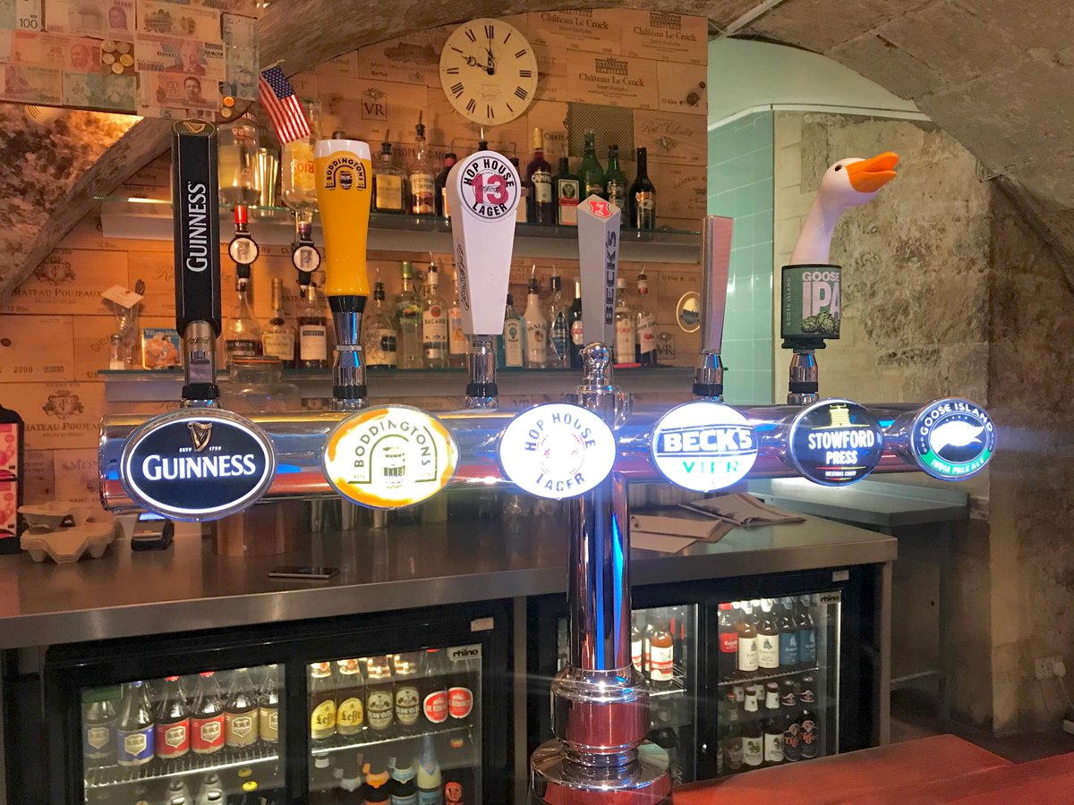 ConfOxford's tweet image. The team @TrinityOxConf still have some availability for September 2018 conferences in the beautiful Sutro Room! If you're holding a conference @TrinityOxford or nearby, why not add on a private function in the atmospheric Beer Cellar? #eventprofs #CAMRA conference-oxford.com/venues/confere…