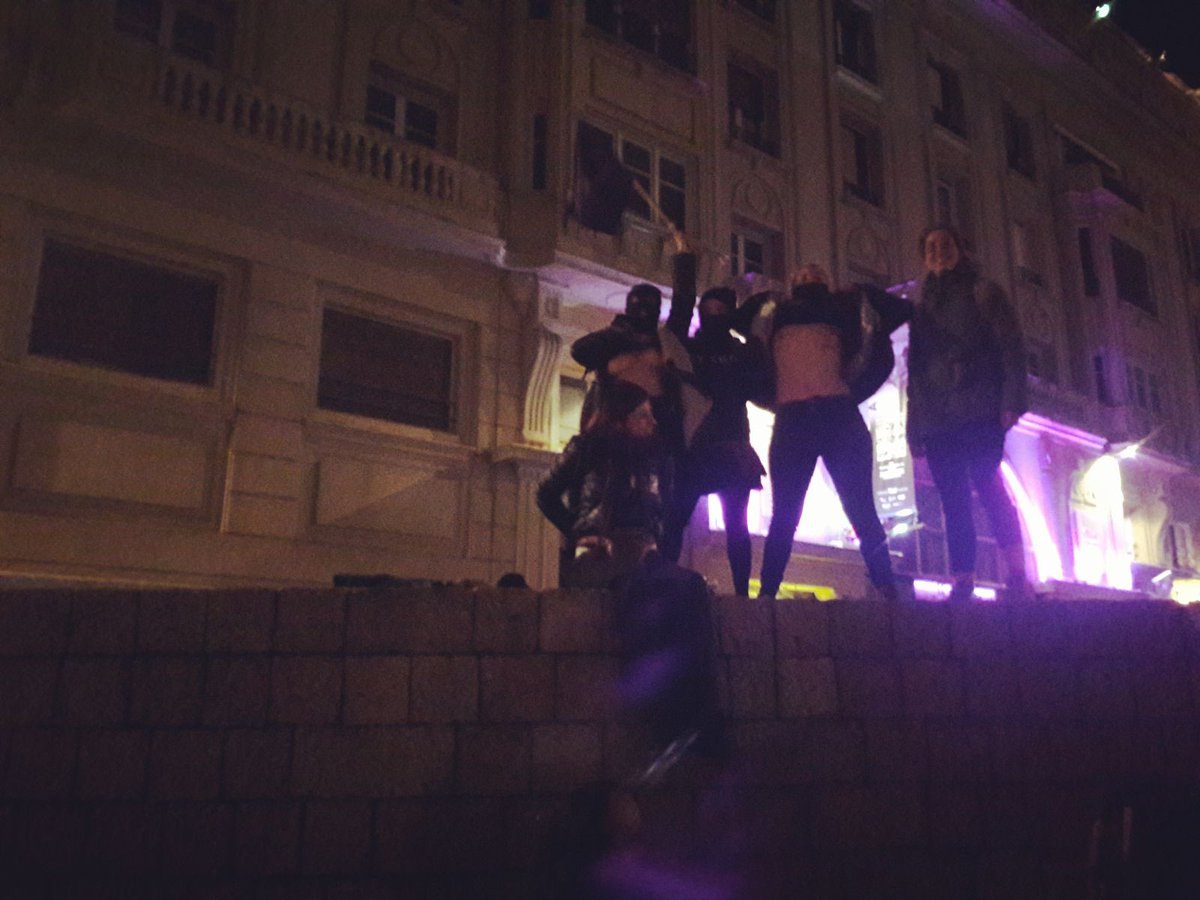 pototxak's tweet photo. Atzokoa ez da bukatu!
#M8Planto https://t.co/FmMPESXnsA