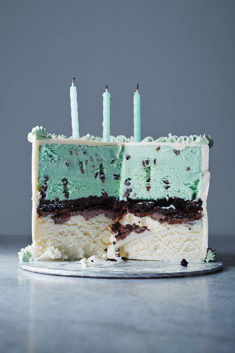 Def_Soul_Jae's tweet photo. 생일 축하하고. 
สุขสันต์วันเกิด.
お誕生日おめでとう。
Happiest birthday to you, my smollie noona @traenggu.
I'm wishing you all the best, love, happiness and success. 

Maaf nih di kode udah dari kemaren sore cuma baru ngucapin? LOLOLOL https://t.co/mHS7cL4JNt