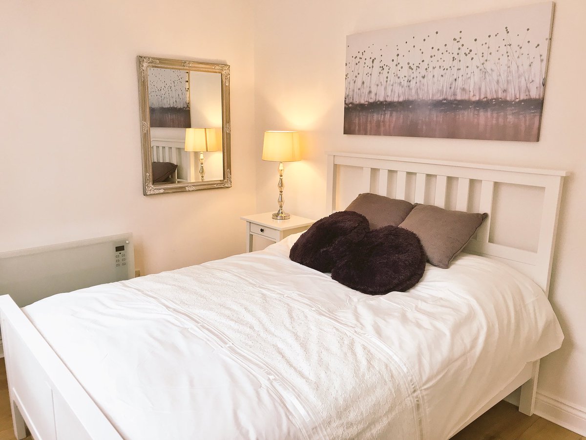ReignEA's tweet photo. Coming back to that comfy bedroom! #PrincessRoadWest #Forty1West #cityliving #newwalk #showhome https://t.co/iOX7kqW2K3