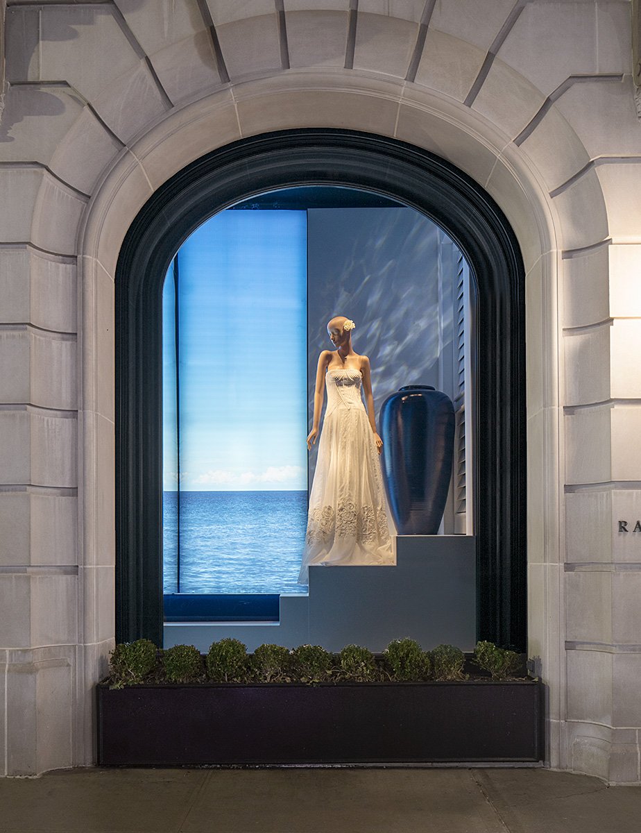 Virtumannequins's tweet photo. Iconic Spring Windows @ralphlauren, Madison Avenue
Our ICON collection attracts all the attention in haute couture as well as in high end denim and lingerie.
https://t.co/BgSX6EbPMj
#mannequins #visualmerchandizing #windowdisplays #retaildesign #retailmerchandizing #ralphlauren https://t.co/dRuD7jpkYn