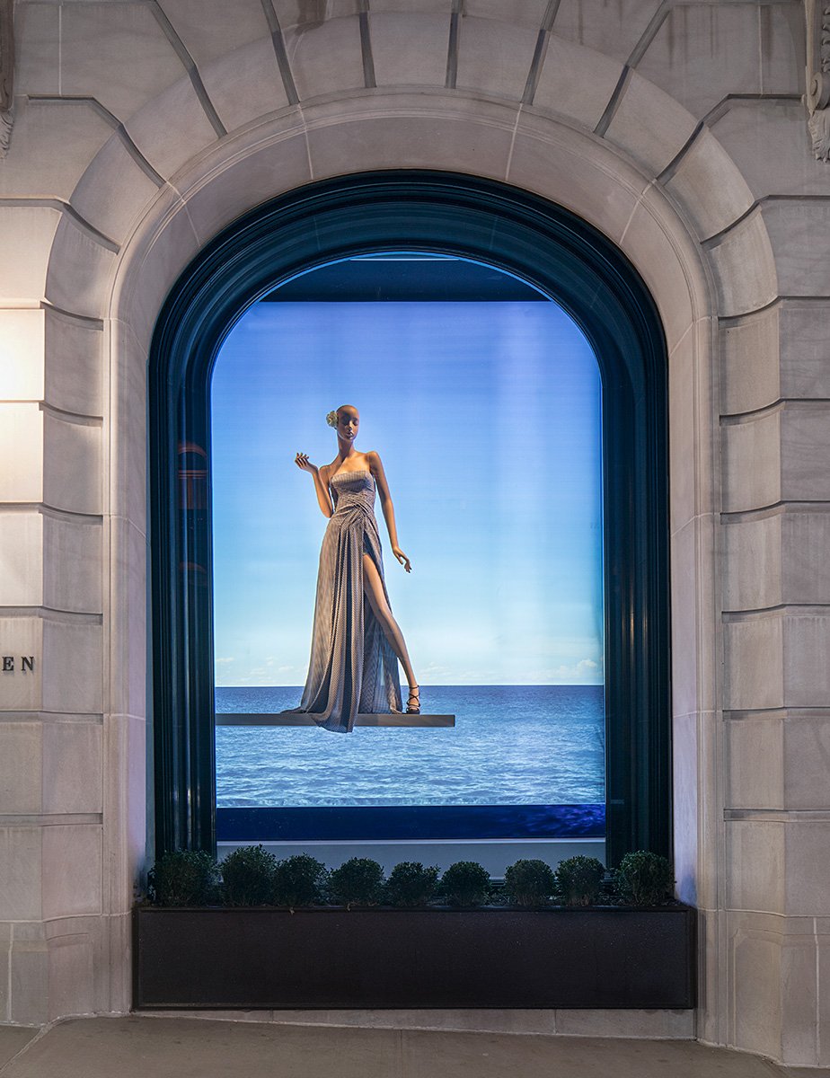 Virtumannequins's tweet photo. Iconic Spring Windows @ralphlauren, Madison Avenue
Our ICON collection attracts all the attention in haute couture as well as in high end denim and lingerie.
https://t.co/BgSX6EbPMj
#mannequins #visualmerchandizing #windowdisplays #retaildesign #retailmerchandizing #ralphlauren https://t.co/dRuD7jpkYn
