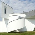 halebole's tweet photo. Spotlight: Frank Gehry https://t.co/Znv3IWQmlb #design #architecture https://t.co/5eoQmKDgO7