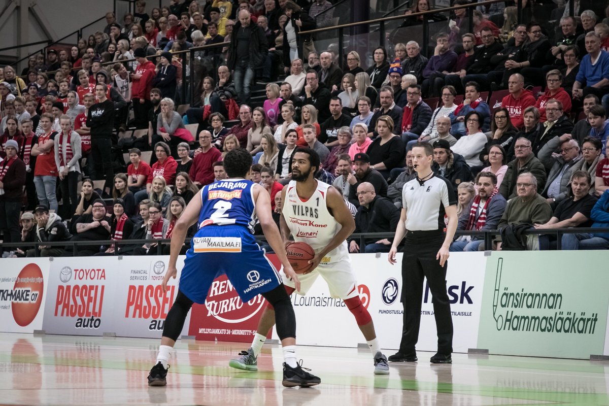 salonvilpas's tweet photo. Huomenna lauantaina viime kevään finalisti kohtaavat Salohallissa!
Vilpas-Kataja klo 17.00 Tervetuloa🔴⚪️

Lue otteluennakko lauantai -illan matsiin
https://t.co/tFAFIAF4pz #Korisliiga https://t.co/sxmsfYOuht