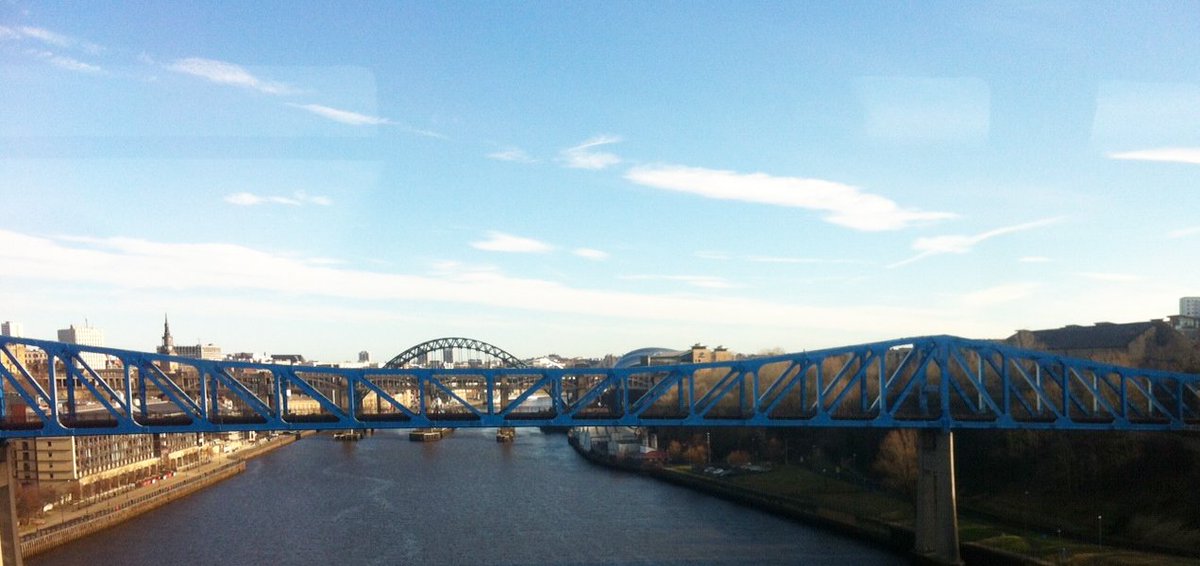 MD_Briggs's tweet photo. It's #springtyne and a #fridayfeeling π
#Newcastle @SeeNewcastleUK https://t.co/9wZYe4YTfY