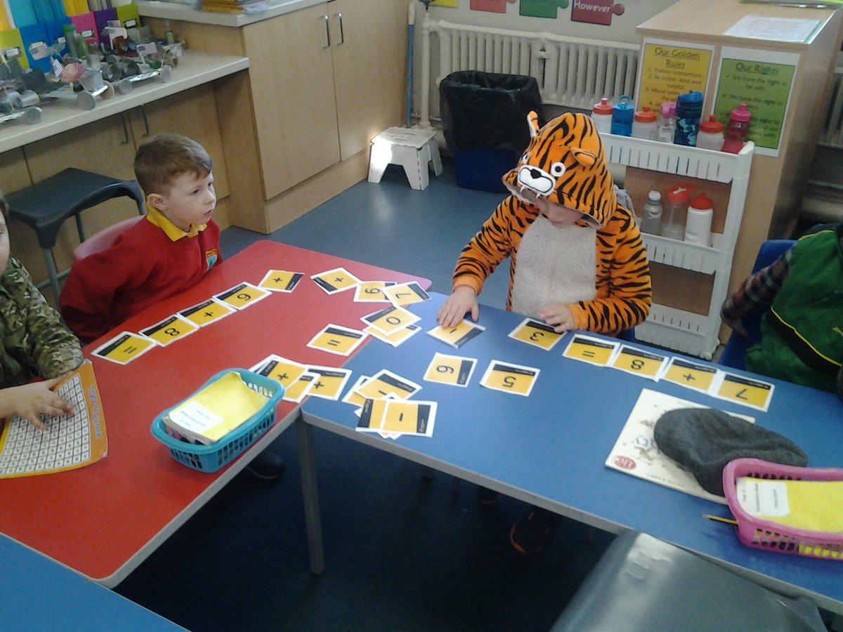 NCB_Cricket's tweet photo. Great morning at shilbottle school celebrating #worldbookday by doing some @Chance2Shine @allstarscricket learn sessions lots of maths puzzles and cricket related topics @alnmouthlescc @AlnwickCC @rockcricketclub @WarkworthCC @Greggers_25 @BenCuth #classroomfun #cricketlearning https://t.co/CbxFIfKqNF