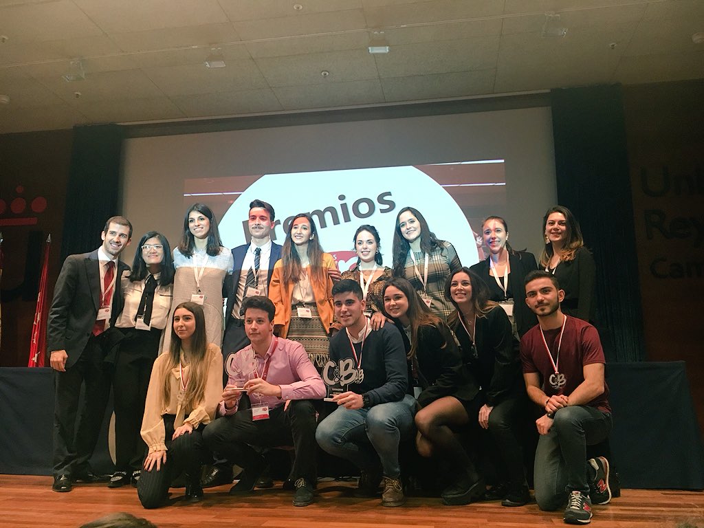 AJA_Madrid's tweet photo. Enhorabuena a todos los ganadores de @cyb_urjc habéis demostrado que el futuro está en manos de los jovenes #talent #creativity #business https://t.co/zyNZ5enrpy