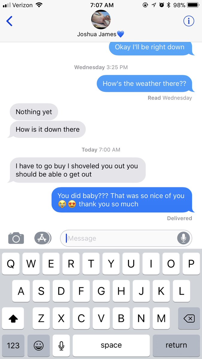 s_letelli's tweet photo. Josh waking up early to help shovel my car out (even when it’s in the garage) makes my heart happy💕 it’s the little things https://t.co/FLjEqRGrkd