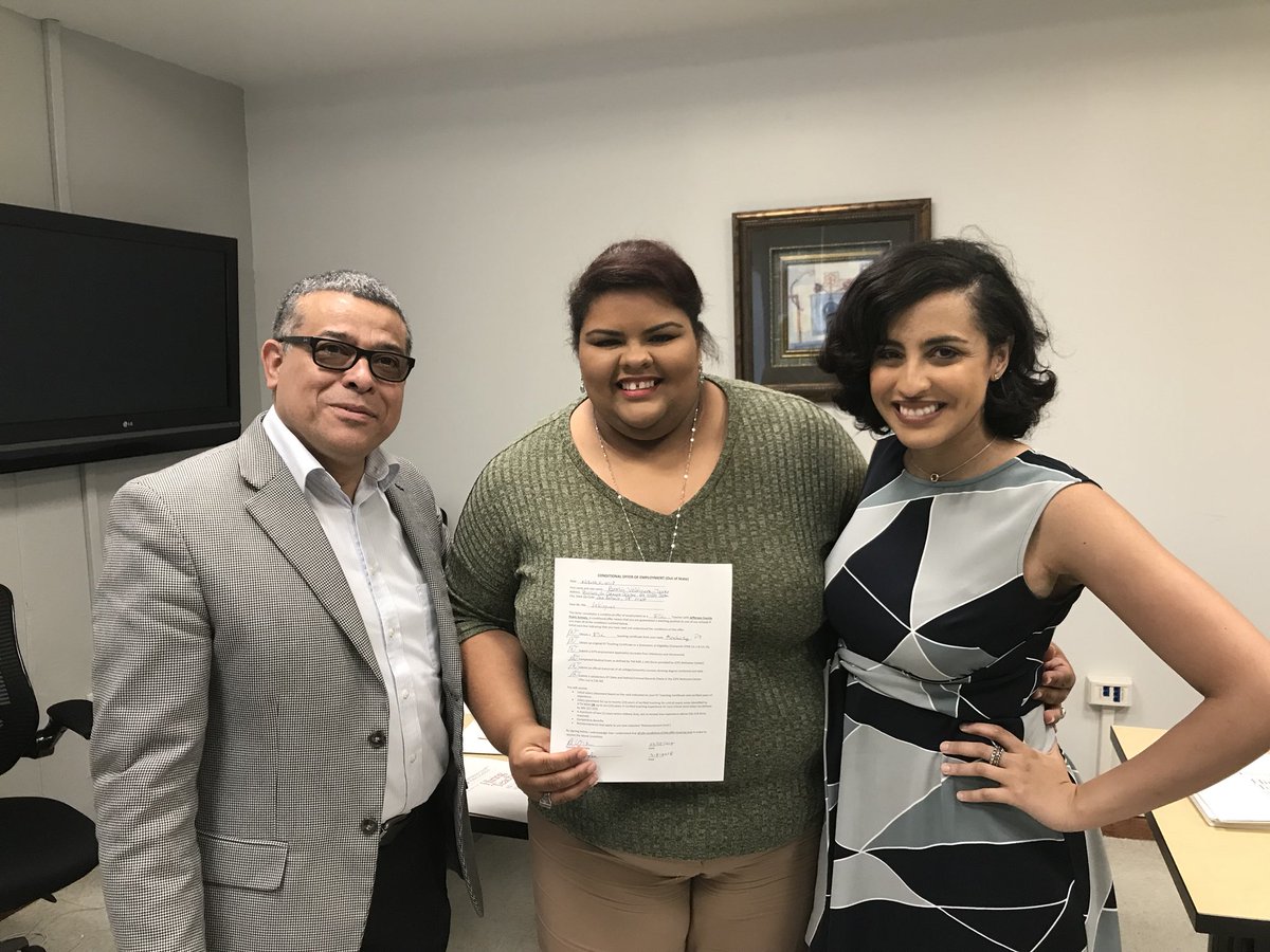 JCPSRecruits's tweet image. @JCPSRecruit @JCPSKY @jlalfa01 @draimeegreen We welcome our new teachers to JCPS @LouGlobal