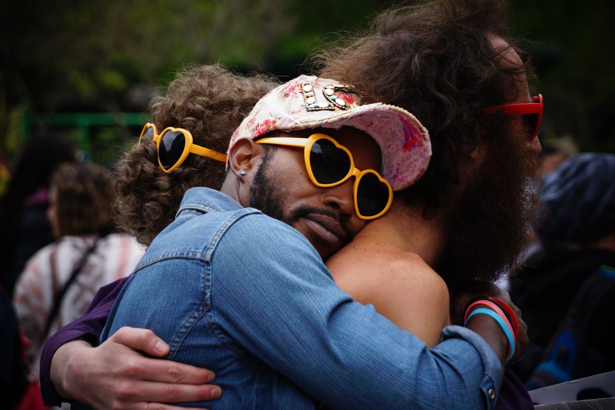 Gaydar's tweet photo. Hey there 👋 Want to help us shape our future? We're launching a new digital magazine as our love letter to the LGBTQ community.  

And we really want your help to make it happen. We're looking for people to advise and help us shape things. Apply here:

https://t.co/52vWtt6L7R https://t.co/PSVOpiF0h8
