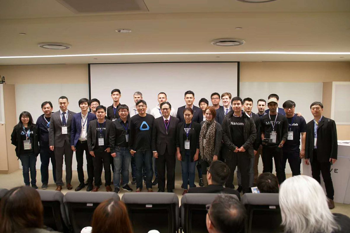 YueChengTech's tweet image. Yesterday at our first #ViveX Demo Day in Taipei, on International Women&apos;s Day, as the only female speaker our Co-COO Sara Zhao delivered a well-performed pitch to industry colleagues and investors. Very proud of her! #Shenzhen and #SF we are ready!