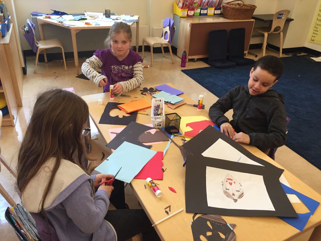 mapigago_82's tweet photo. #TSCIPW Fourth day: Making masks from Africa in Crafts Around the World @The_School https://t.co/KSZlh87z72