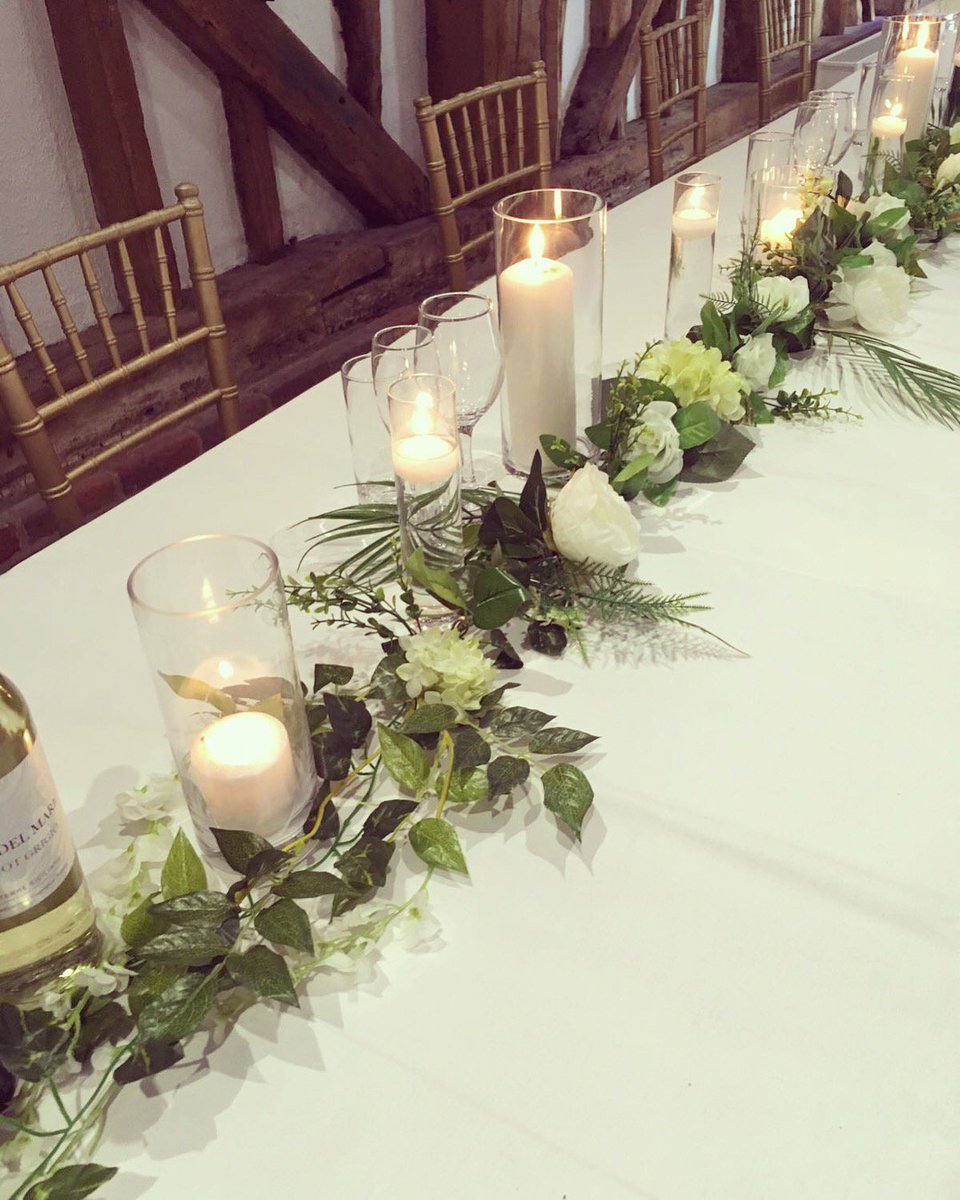 GreatBarnVenue's tweet photo. Sneaky Peek 🌱🌿🍃
#weddingvenue #styledshoot #londonwedding #vintage #barnwedding #RusticStyle #chuppah #decor https://t.co/kVnCyQS3Kf